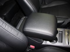 帕杰罗 2014款 3.0L 自动 豪华版 7座