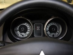 帕杰罗 2014款 3.0L 自动 豪华版 7座