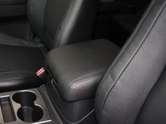 帕杰罗 2014款 3.0L 自动 豪华版 7座