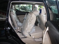 汉兰达 2013款 2.7L 自动 两驱紫金版 7座