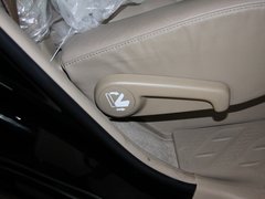 汉兰达 2013款 2.7L 自动 两驱紫金版 7座