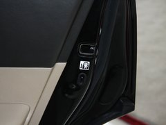 汉兰达 2013款 2.7L 自动 两驱紫金版 7座