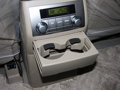 汉兰达 2013款 2.7L 自动 两驱紫金版 7座