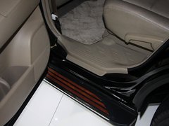 汉兰达 2013款 2.7L 自动 两驱紫金版 7座