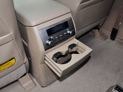 汉兰达 2013款 2.7L 自动 两驱紫金版 7座