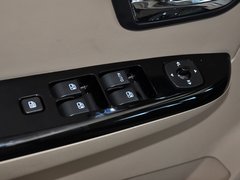 五菱宏光 2013款 S 1.5L 手动 豪华型