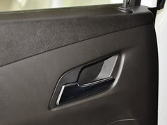 爱唯欧 2013款 三厢 1.6L 自动 风尚影音版
