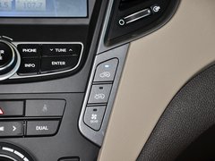 格越 2013款 3.0L 自动 旗舰型 7座