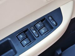 奇瑞E3 2013款 1.5 手动 智尚型