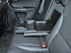 沃尔沃XC60(进口) 2014款 T5 2.0T DCT 智逸版 5座