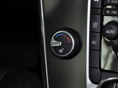 沃尔沃XC60(进口) 2014款 T5 2.0T DCT 智逸版 5座