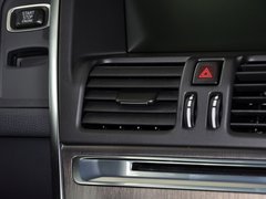 沃尔沃XC60(进口) 2014款 T5 2.0T DCT 智逸版 5座