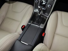 沃尔沃XC60(进口) 2014款 T5 2.0T DCT 智逸版 5座