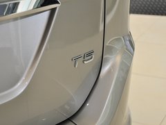 沃尔沃XC60(进口) 2014款 T5 2.0T DCT 智逸版 5座