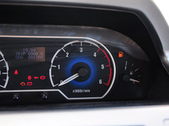 新途V80 2014款 傲运通 2.5L 手动 短轴中顶