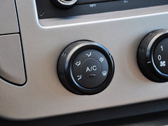 新途V80 2014款 傲运通 2.5L 手动 短轴中顶