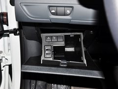 标致508L 2013款 2.0L 自动 天窗经典2周年纪念版