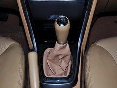 瑞虎 2013款 1.6L 手动 DVVT 豪华型 贺岁版 5座