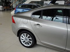 沃尔沃S60（进口） 2014款 T5 2.0T 自动 智逸版