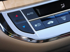 杰德 2013款 1.8L CVT 豪华版 5座