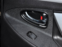 途腾T3 2013款 2.2L 手动 两驱汽油商务版