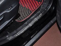 标致3008 2013款 2.0L 自动 经典版 5座