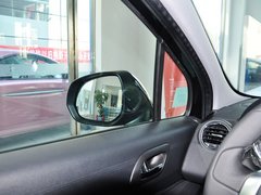 标致3008 2013款 2.0L 自动 经典版 5座