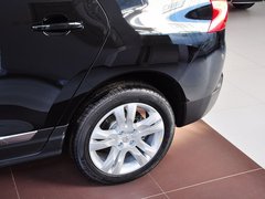 标致3008 2013款 2.0L 自动 经典版 5座