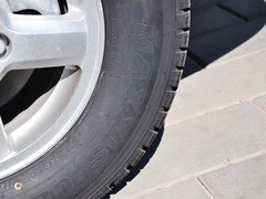 新途V80 2014款 2.5T 手动 商杰版长轴中顶