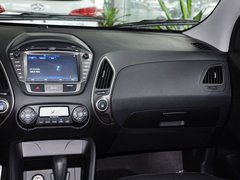 现代ix35 2013款 改款 GLX 2.4L 自动 两驱领先型 国V