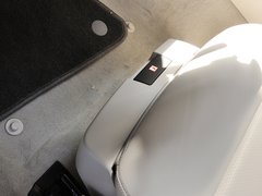 奔驰E级 2014款 E260L 1.8T 自动 运动轿车