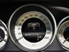 奔驰E级 2014款 E260L 1.8T 自动 运动轿车