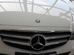 奔驰E级 2014款 E260L 1.8T 自动 运动轿车