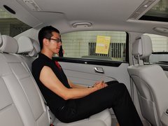 奔驰E级 2014款 E260L 1.8T 自动 运动轿车