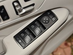 奔驰E级 2014款 E260L 1.8T 自动 运动轿车