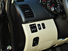 帕杰罗-劲畅 2013款 3.0L 自动 旗舰版 7座