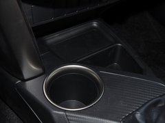 RAV4荣放 2014款 2.0L 手动 两驱都市版 5座