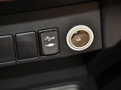 RAV4荣放 2014款 2.0L CVT 两驱都市版 5座
