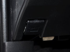 RAV4荣放 2014款 2.0L CVT 四驱风尚版 5座