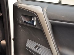 RAV4荣放 2014款 2.0L CVT 四驱新锐版 5座