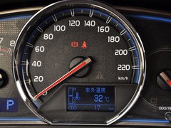 RAV4荣放 2014款 2.0L CVT 四驱新锐版 5座