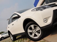 RAV4荣放 2014款 2.0L CVT 四驱新锐版 5座