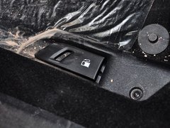 标致301 2014款 1.6L 自动 尊贵版