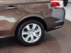 标致301 2014款 1.6L 自动 尊贵版