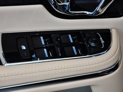 捷豹XJ 2014款 XJL 3.0 SC 四驱旗舰商务版