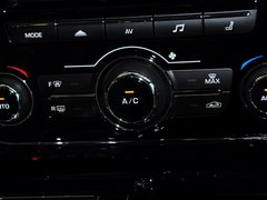 捷豹XJ 2014款 XJL 3.0 SC 两驱旗舰商务版