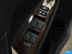 锐志 2013款 2.5V 自动 尚锐版