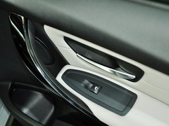 宝马3系 2013款 316i 1.6T 运动设计套装版