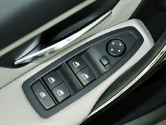 宝马3系 2013款 316i 1.6T 运动设计套装版