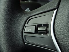 宝马3系 2013款 316i 1.6T 运动设计套装版